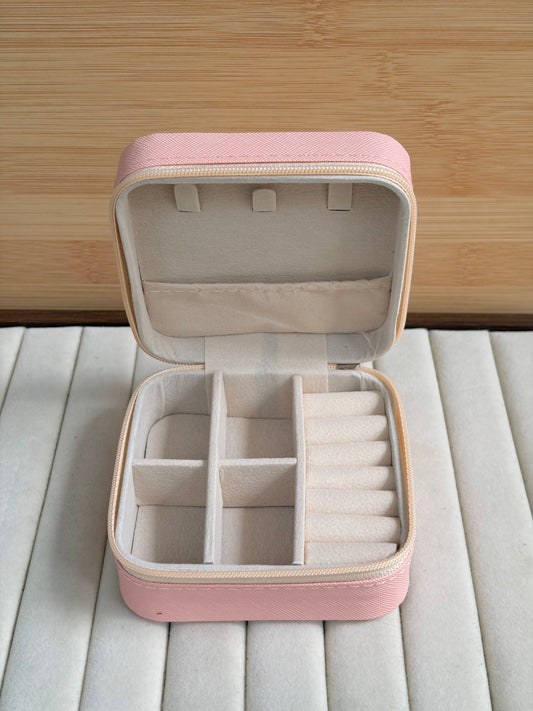 Square organizer