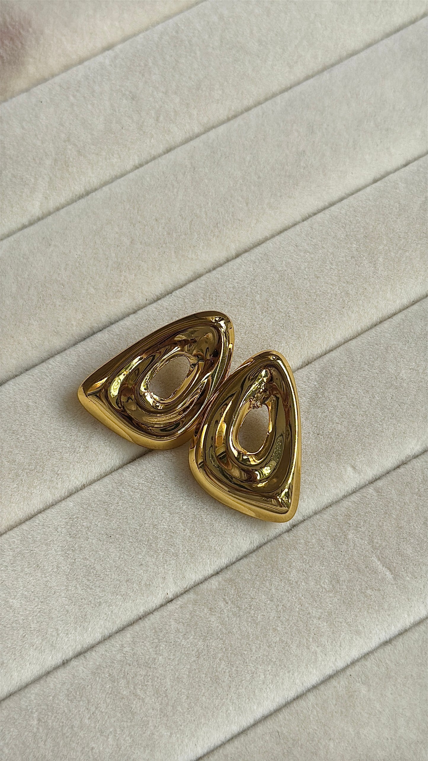 Vaie earings