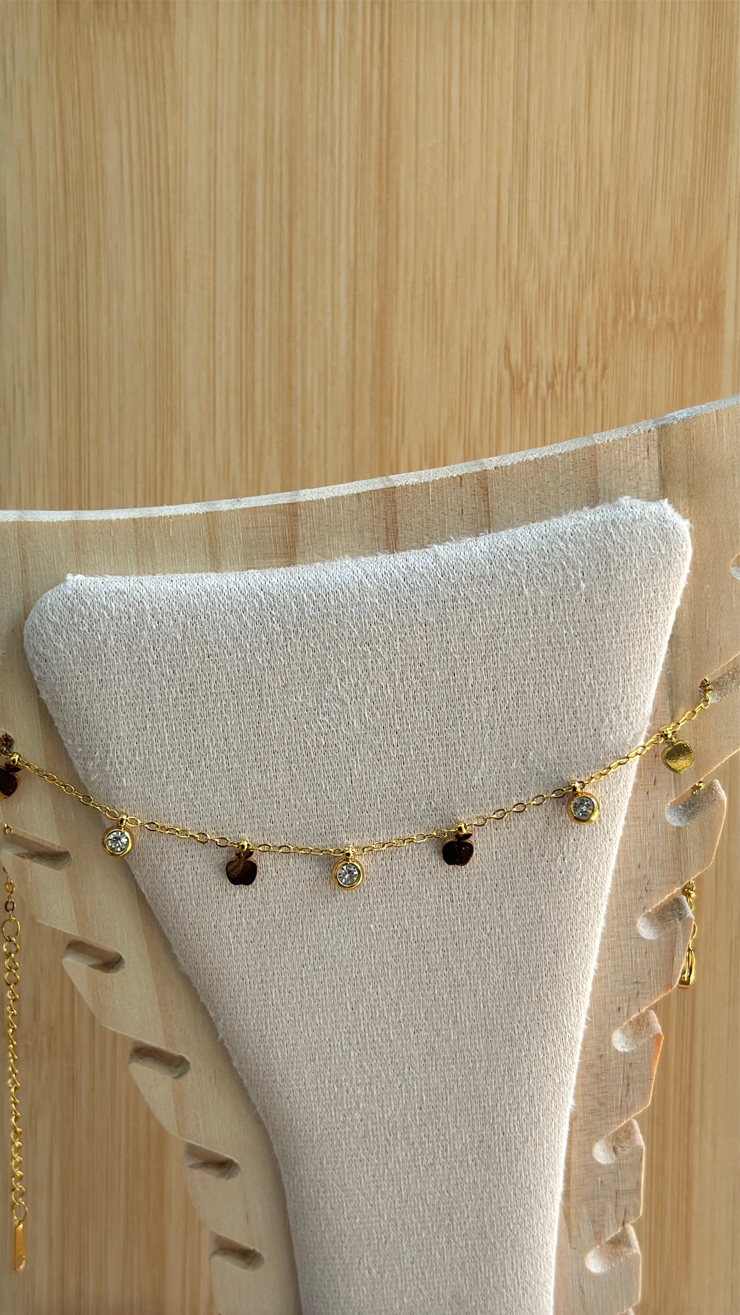 Edel anklet pair