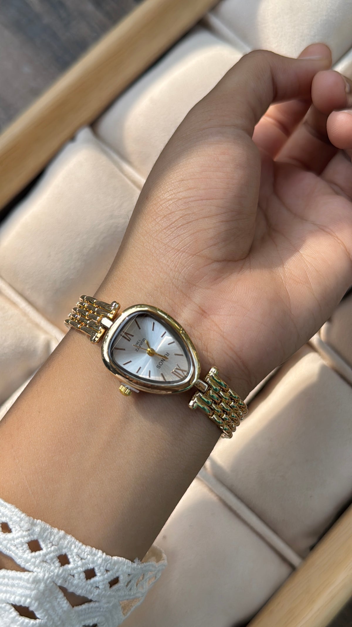 Mira watch