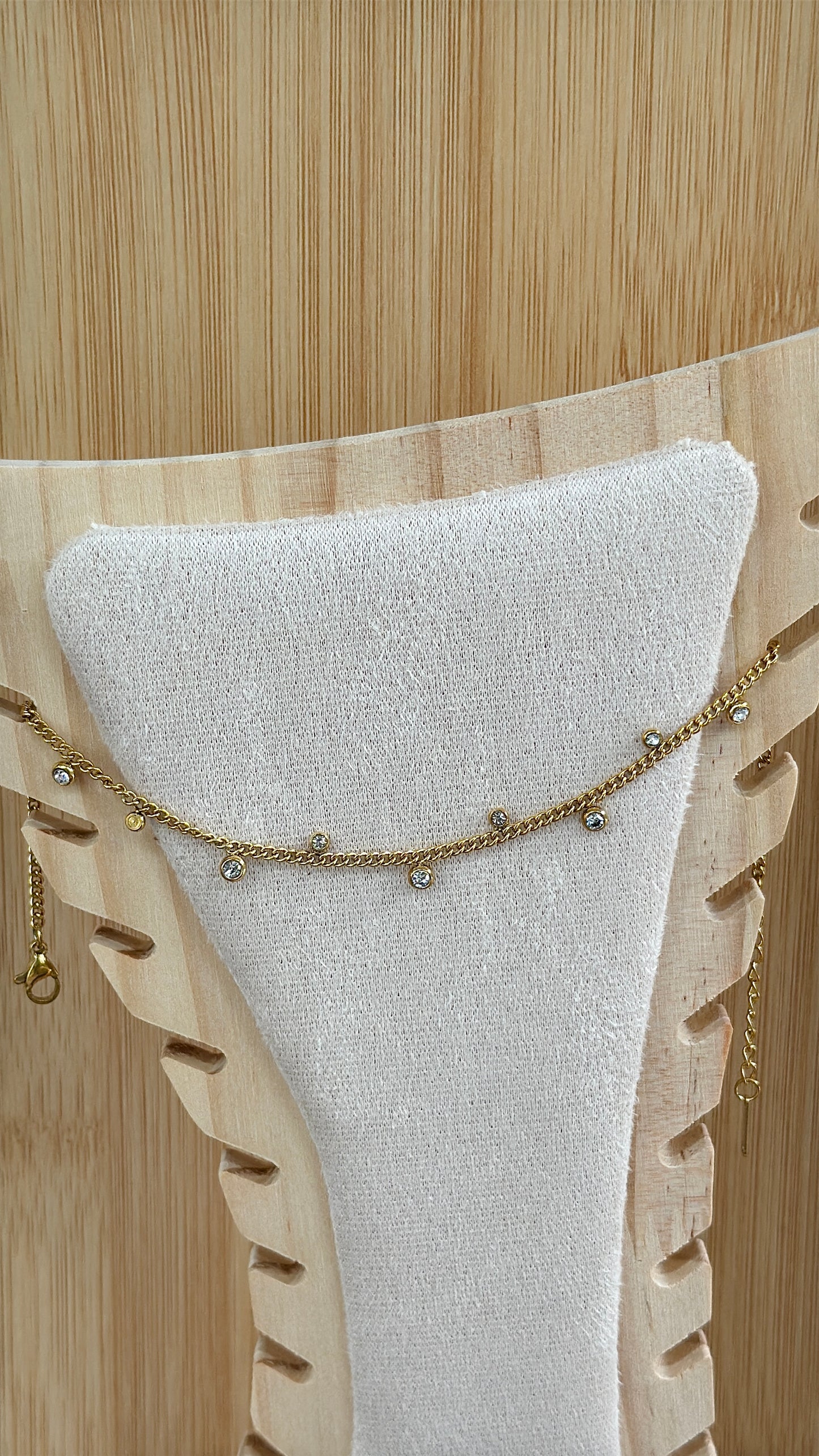 Simple stone anklet