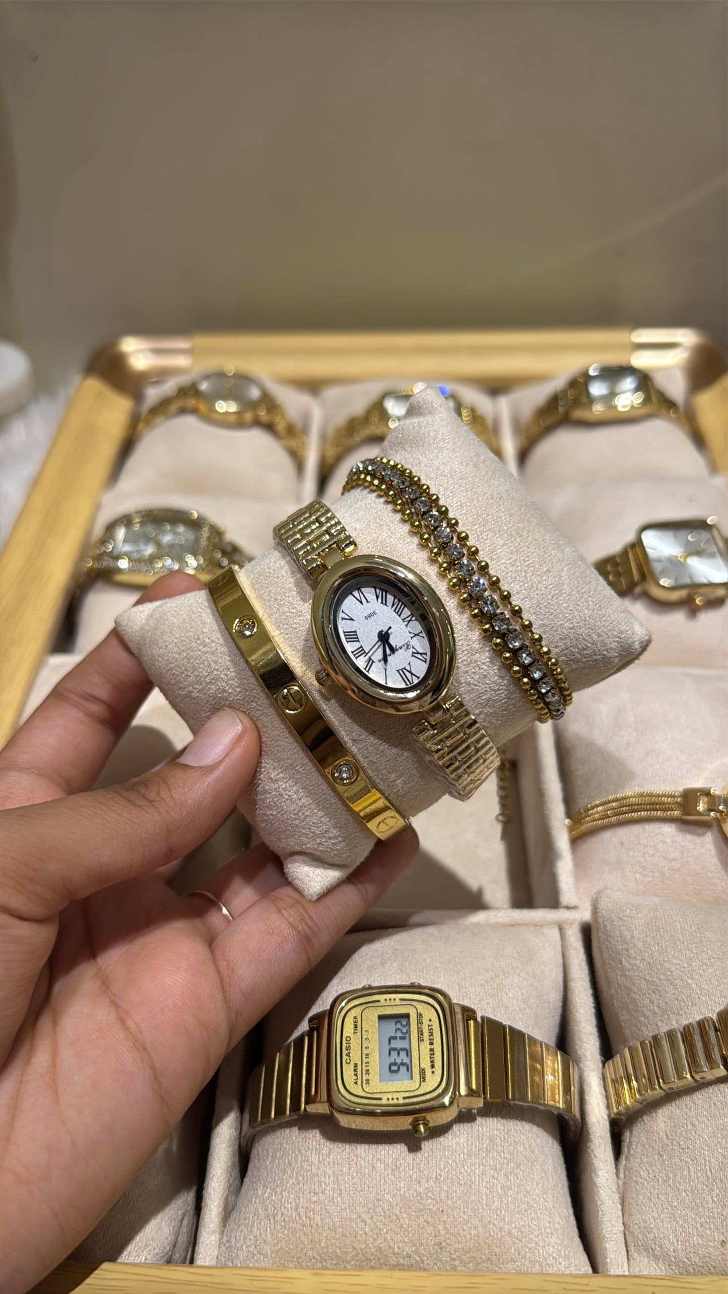 Bold stack