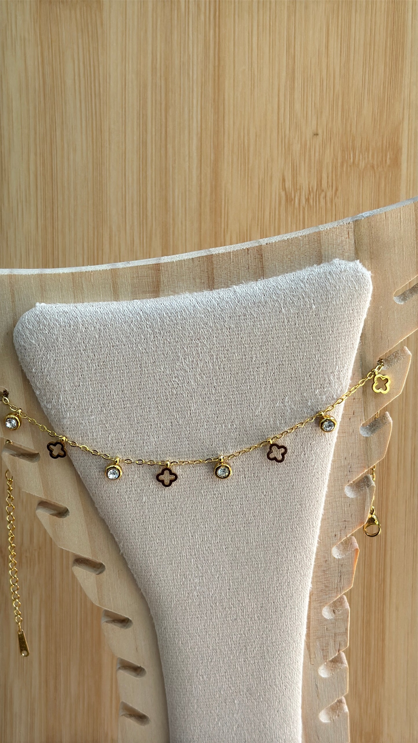 Zia anklet pair