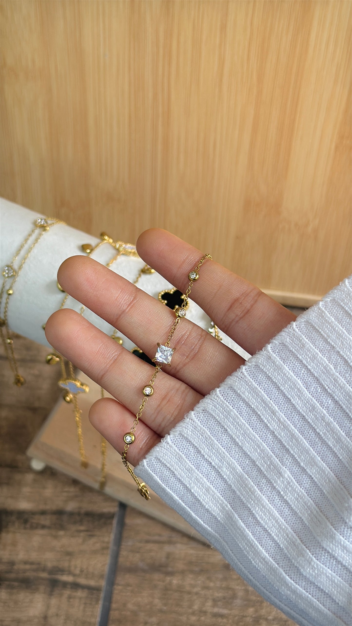 Pearl bracelet