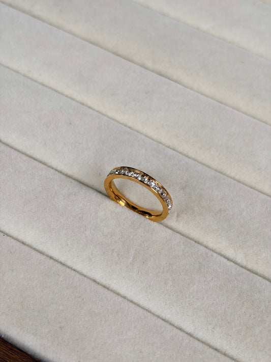 Vela ring
